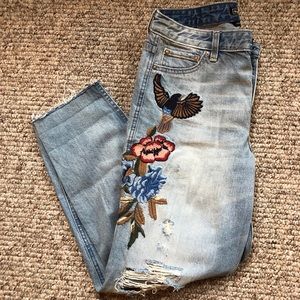 Embroidered High Waisted Jeans